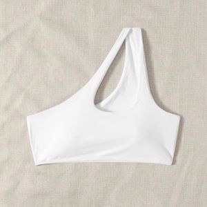 One shoulder sports bra